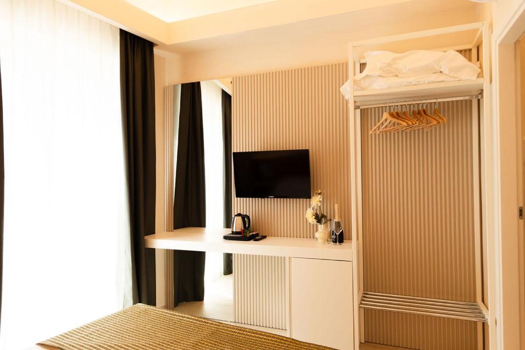 Sun Serenity Suite Тропея Экстерьер фото